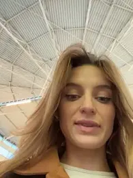 -AngelAri- webcam model stream image