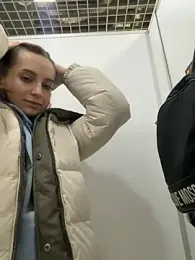 -AngelAri- webcam model stream image