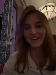 -AngelAri- webcam model stream image