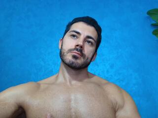 Cutler Q webcam flirt4free model stream image