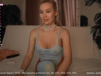 bestie_online webcam model stream image