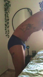 elvisnaomorreu webcam model stream image