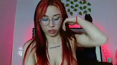 Rosie_villa webcam model stream image