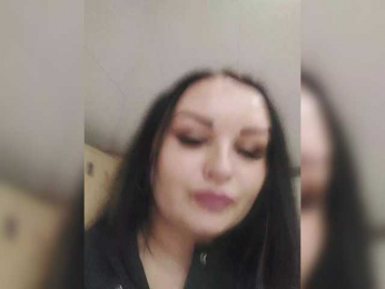 Monica- webcam model stream image