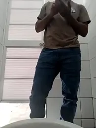 Kesurra webcam model stream image