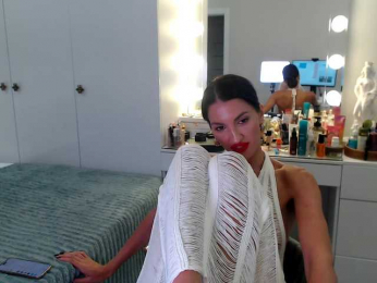 SilkenMuse webcam model stream image