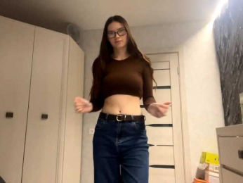 ElinOroz webcam model stream image