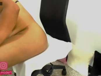 squirth webcam model stream image