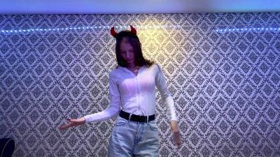 SukAvans webcam cam4 model stream image