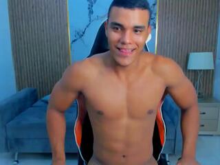 Ray Charlee webcam model stream image