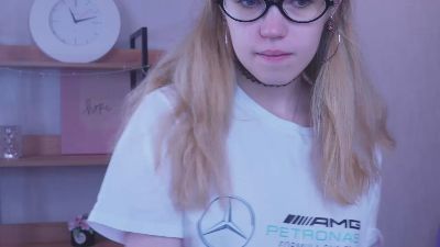 ElishaKebort webcam model stream image