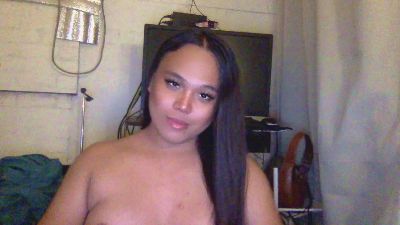 tikolinaa webcam model stream image