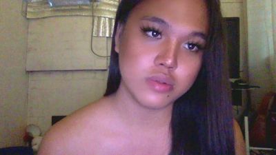 tikolinaa webcam model stream image