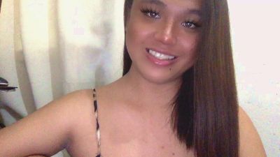 tikolinaa webcam model stream image