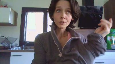 Glaamlulu webcam model stream image