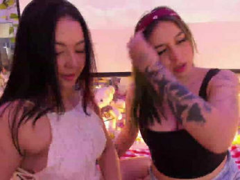 AishelGrey webcam model stream image