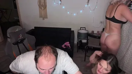 Bansheekindcouple webcam stripchat model stream image