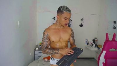 Leonard_Price webcam model stream image