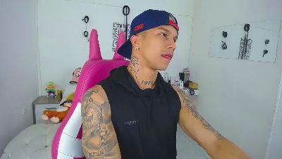 Leonard_Price webcam model stream image