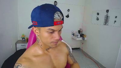 Leonard_Price webcam cam4 model stream image