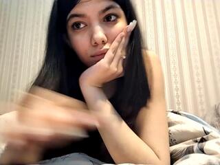 Regenia Bruffee webcam model stream image