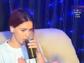Triss webcam bongacams model stream image