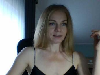 BlondaTina webcam bongacams model stream image
