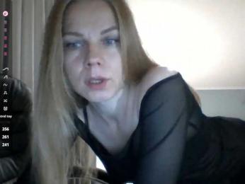 BlondaTina webcam model stream image