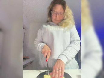 NERVOMOTINA webcam model stream image