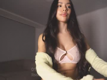 itsssssssme_lana webcam chaturbate model stream image