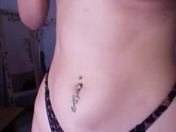 _monnytoon_ webcam model stream image