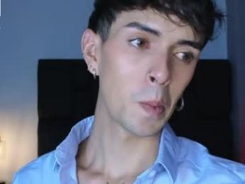 erisleon webcam model stream image