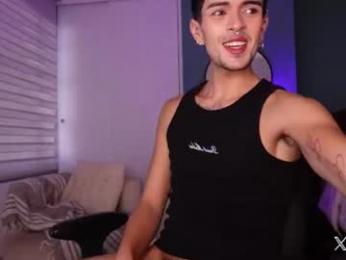 erisleon webcam model stream image