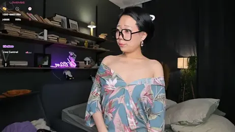 HinataBrooks webcam model stream image
