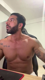 Saradoalto23 webcam model stream image
