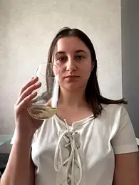 Strawberryyyyik webcam model stream image