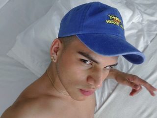 Natan Kade webcam model stream image