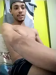 Deivinho95 webcam model stream image