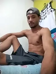 Deivinho95 webcam model stream image