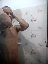 Deivinho95 webcam model stream image