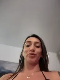 Ninabigtitied webcam model stream image