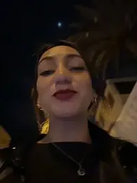 Ninabigtitied webcam model stream image