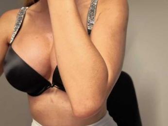 pinabellaa webcam model stream image