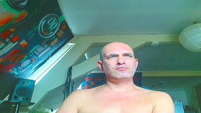 maxhard1977 webcam model stream image