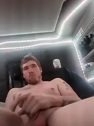 Bigdicktrucker26 webcam model stream image