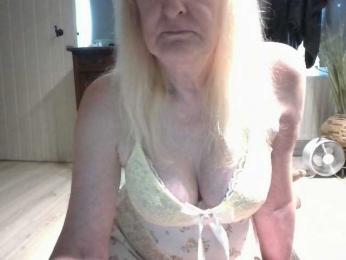 BlondMilfTascha webcam model stream image