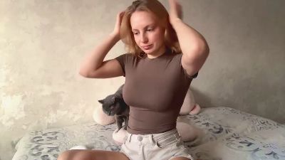 LeanoraFenley webcam model stream image