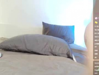 _alicegreen_ webcam model stream image
