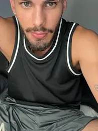 Derek_master webcam model stream image