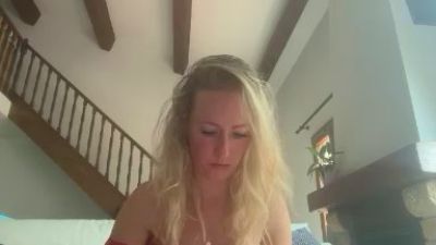 Justemmy2 webcam cam4 model stream image